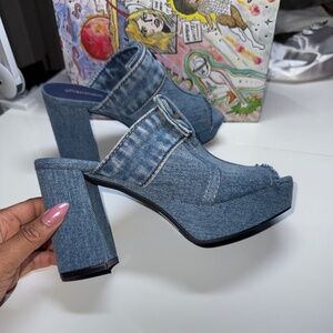PRICE FIRM 🤍 Jeffrey Campbell Magda Denim Platform Sandals Size 9